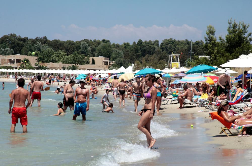 Grčka donela radikalnu odluku u očaju: Srpski turisti biće iznenađeni