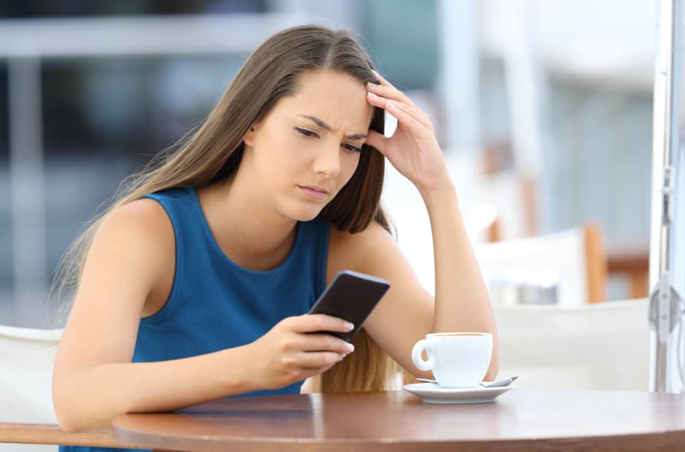 Odmah ugasite telefon ako primetite ove znakove
