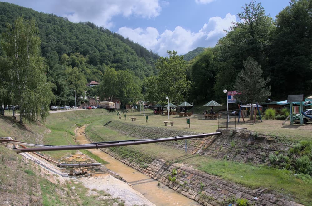 Ova banja u Srbiji ima nešto što nijedna druga nema: Cene bagatela, a leči mnoga oboljenja
