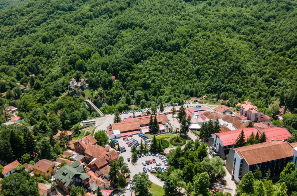 Ova banja ima jednu od najlekovitijih voda u Srbiji: Smeštaj već od 10 evra