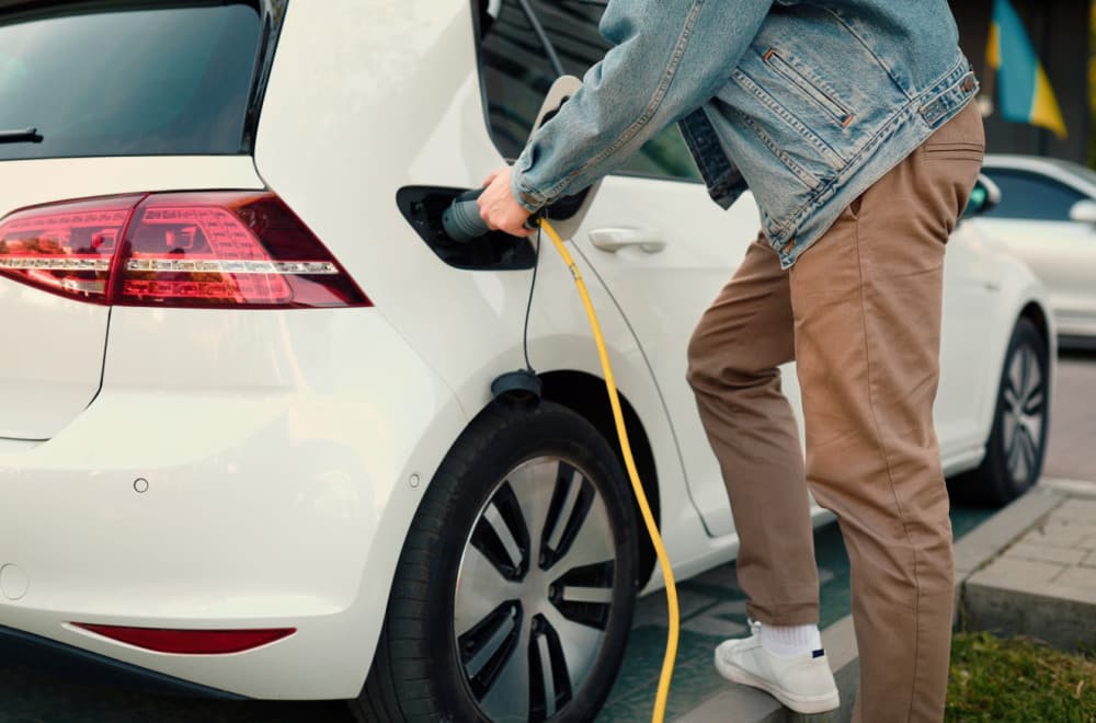 Punjenje za samo 100 dinara? Evo koliko zaista košta 100 km vožnje strujašem u Srbiji