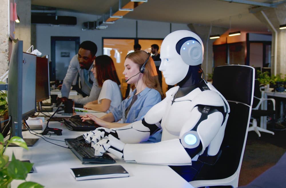 Nećete verovati koliko zarađuju treneri robota