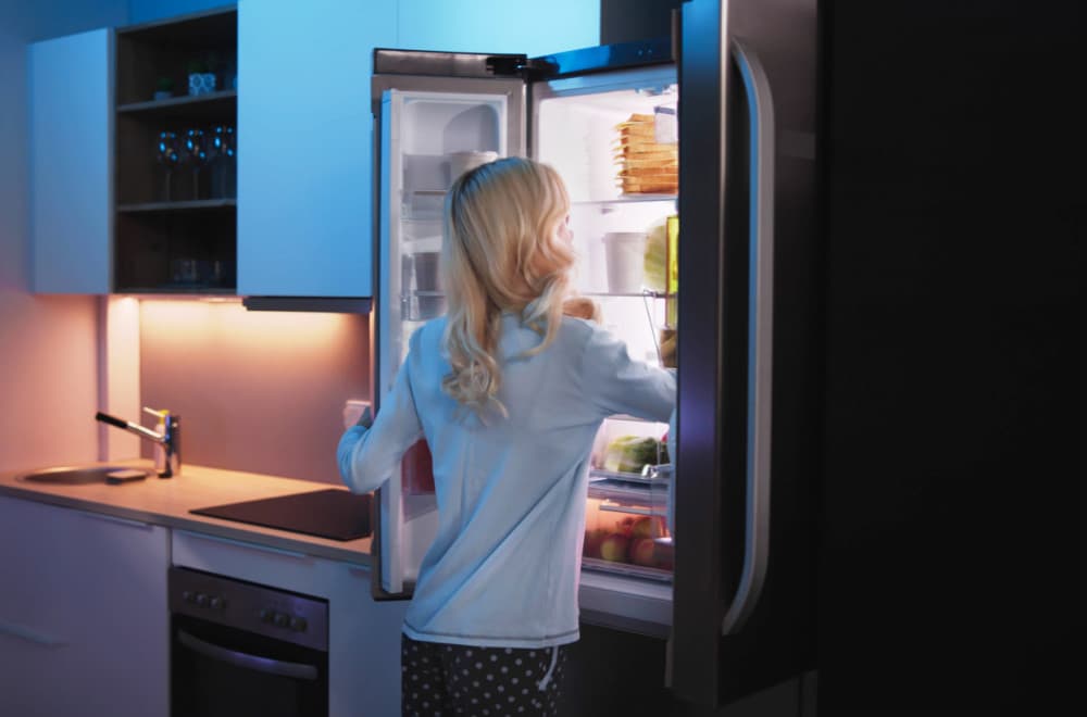 Jedna navika pred spavanje može da spasi vaš mozak: Evo kada treba da večerate