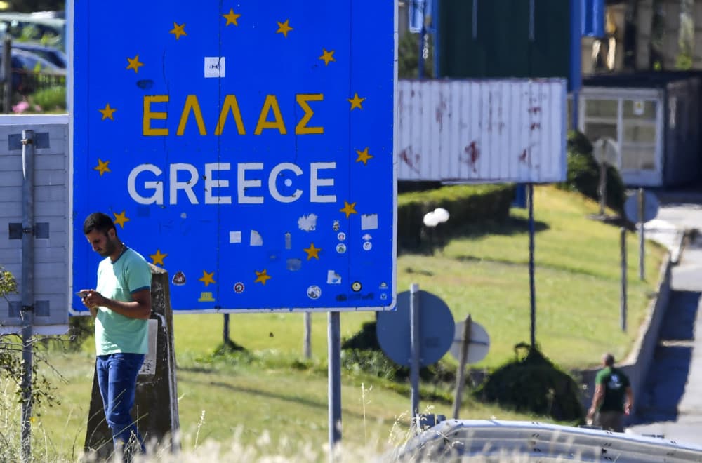 Haos na granicama i stroge kazne u Grčkoj: Turistima iz Srbije stižu upozorenja za leto VIDEO