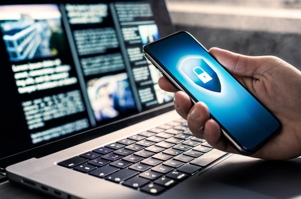 Gmail uvodi veliku promenu za mobilne telefone: Da li su vaše poruke konačno bezbedne?