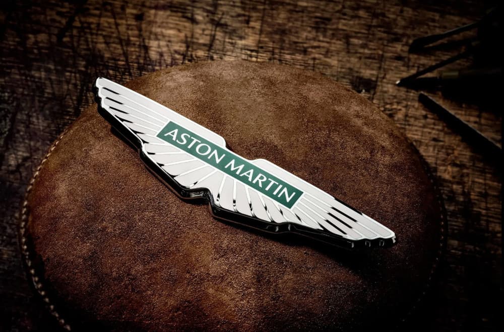 Apsurdni spor oko logotipa: Aston Martin tuži kompaniju koja jedan od njihovih vlasnika?!