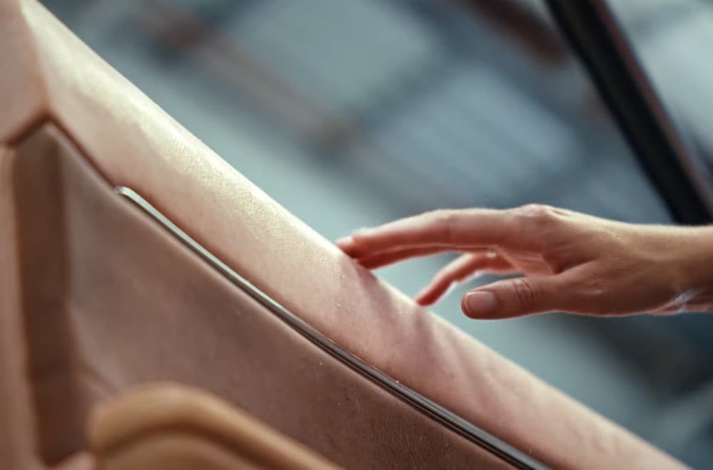 Pogledajte automobil od "ljudske kože" FOTO