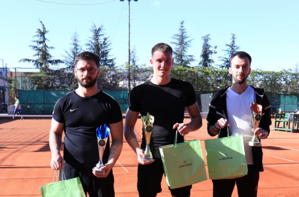 Reketiranje Open ima novog šampiona – šok za šokom prvog dana, Glogovac uzeo 60.000 VIDEO