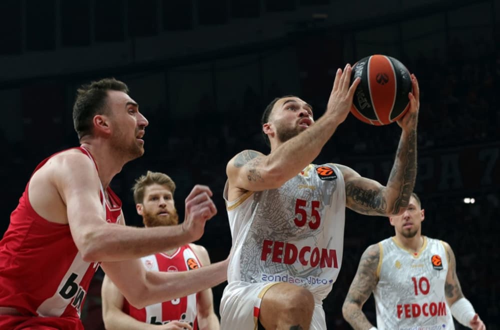 Olimpijakos "zgromio" Monako – Džejms isključen VIDEO