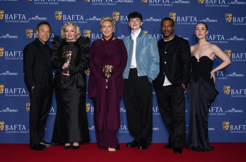 BAFTA dodela u znaku Netflixa: Serija "Adolescencija" osvojila najvažnije nagrade FOTO