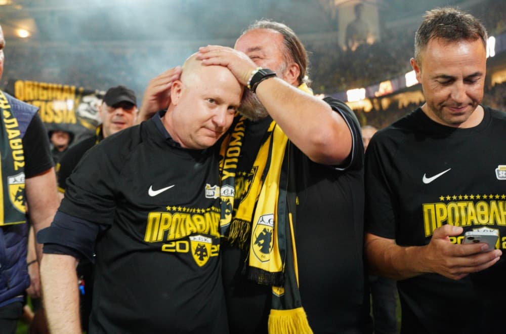Fešta ne prestaje – 20.000 ljudi na treningu "srpskog" AEK-a VIDEO
