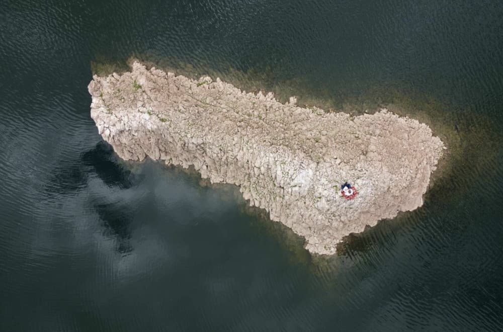Pusto ostrvo usred Srbije: Veličanstven prizor iz kanjona Uvca FOTO
