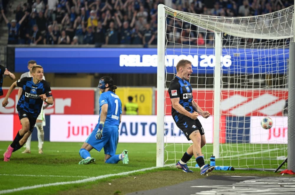 Paderborn se vratio u Bundesligu – Volfsburg se seli u Cvajtu