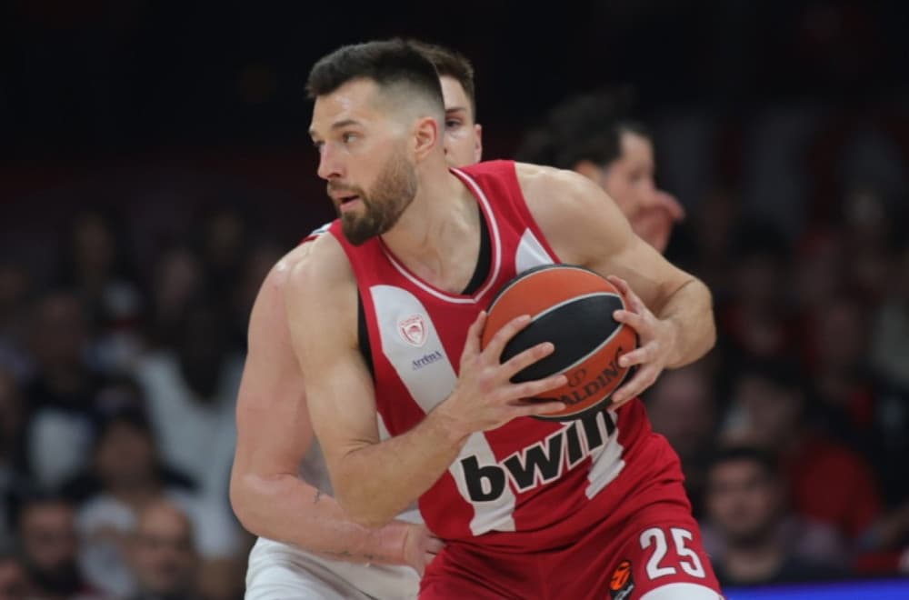 Oproštajna poruka Olimpijakosa za Pitersa: "Uvek ćeš biti jedan od nas" FOTO