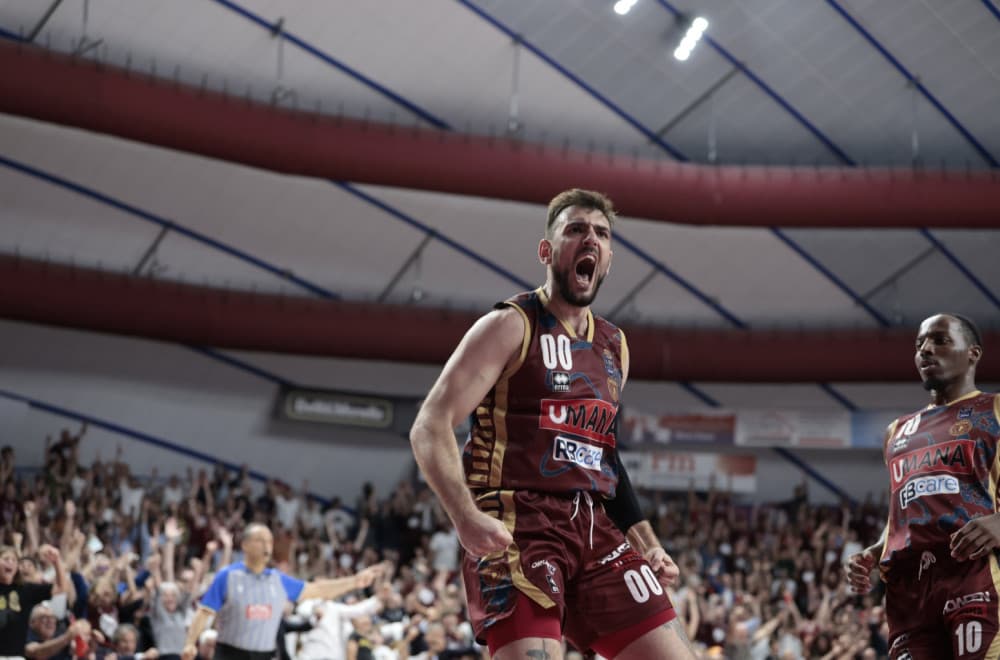 "Vreba" senzacija u Italiji – Virtus pred eliminacijom