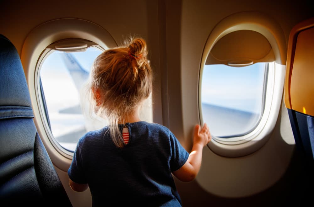 Zašto stjuardese traže da podignete roletnu na prozoru aviona pre poletanja?