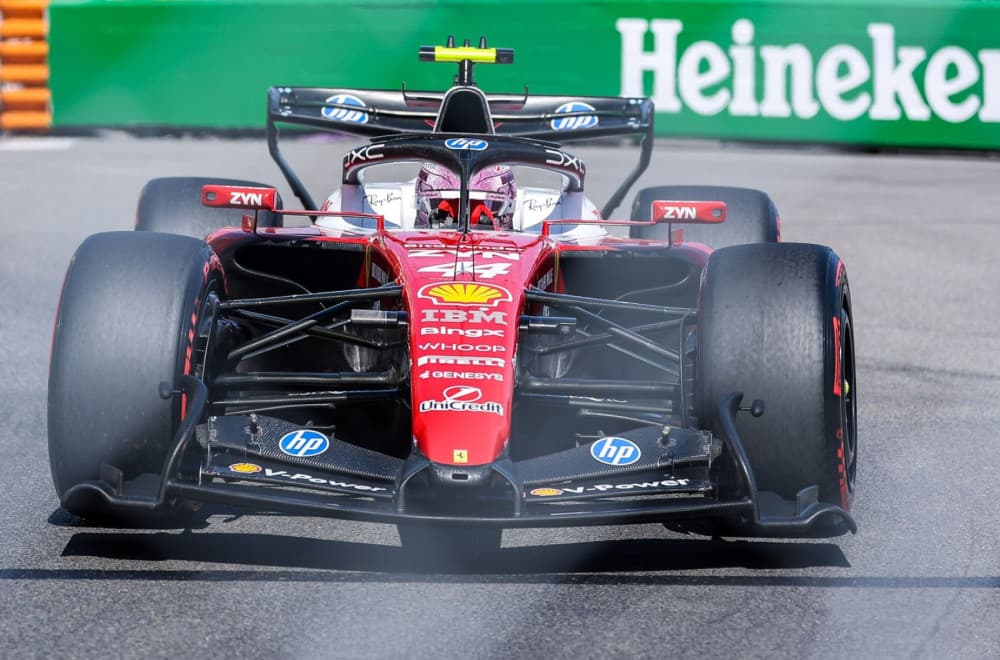 Hamilton se izvinio Ferariju