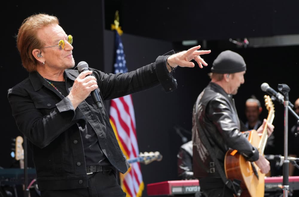 U2 proslavljaju 50 godina benda novim albumom "Street of Dreams" VIDEO