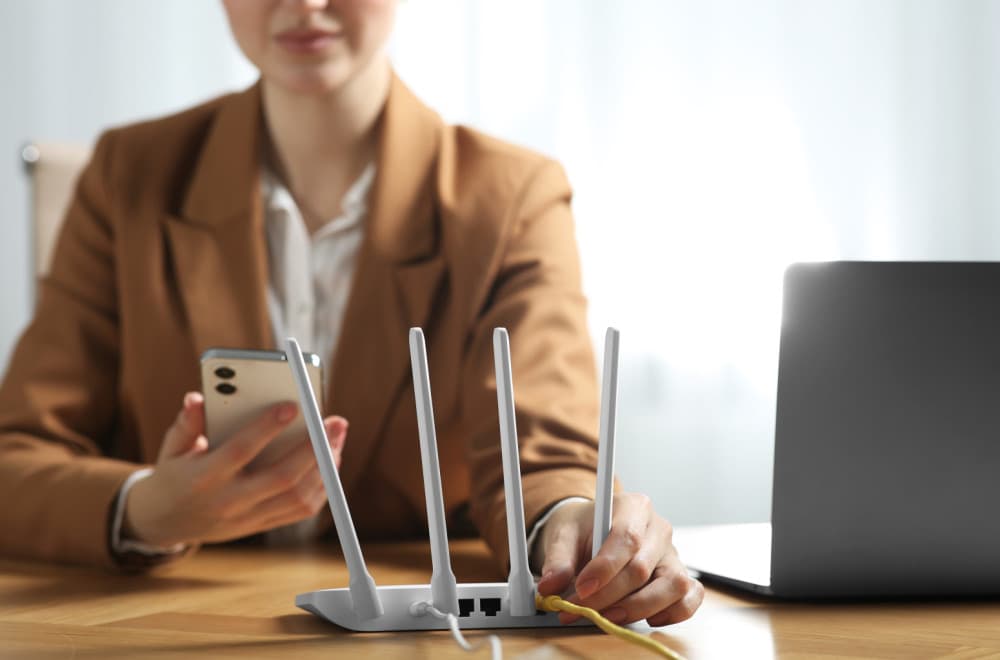 Gde grešite sa Wi-Fi signalom? Kako pravilno okrenuti antene na ruteru