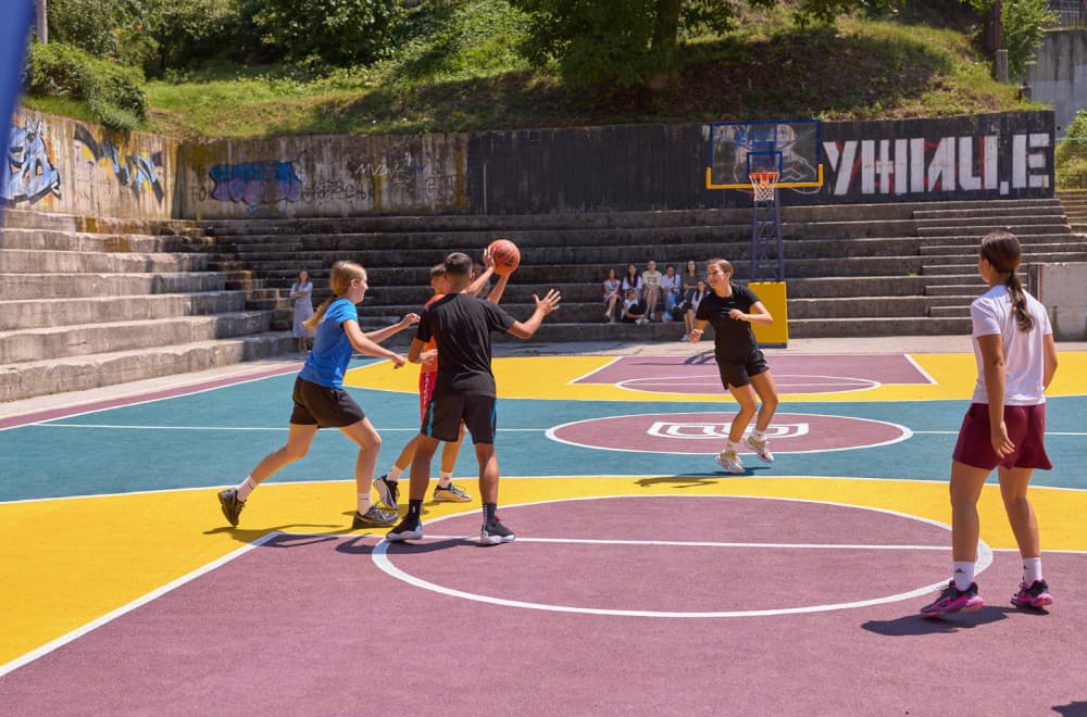 Fondacija Bogdana Bogdanovića otvorila teren u OŠ "Slobodan Sekulić"
