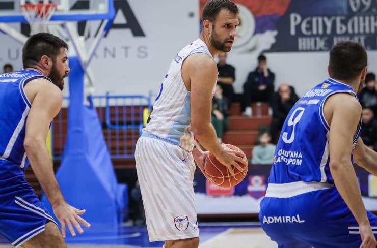Mornar predstavio šest pojačanja
