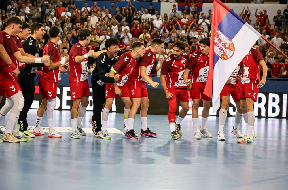 Srbija silovito otvorila Evropsko prvenstvo: Mladi rukometaši deklasirali Tursku u Beogradu