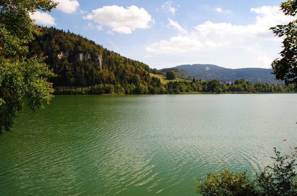 Jezero nestalo pred očima turista: Suša pretvorila popularnu destinaciju u pustoš FOTO