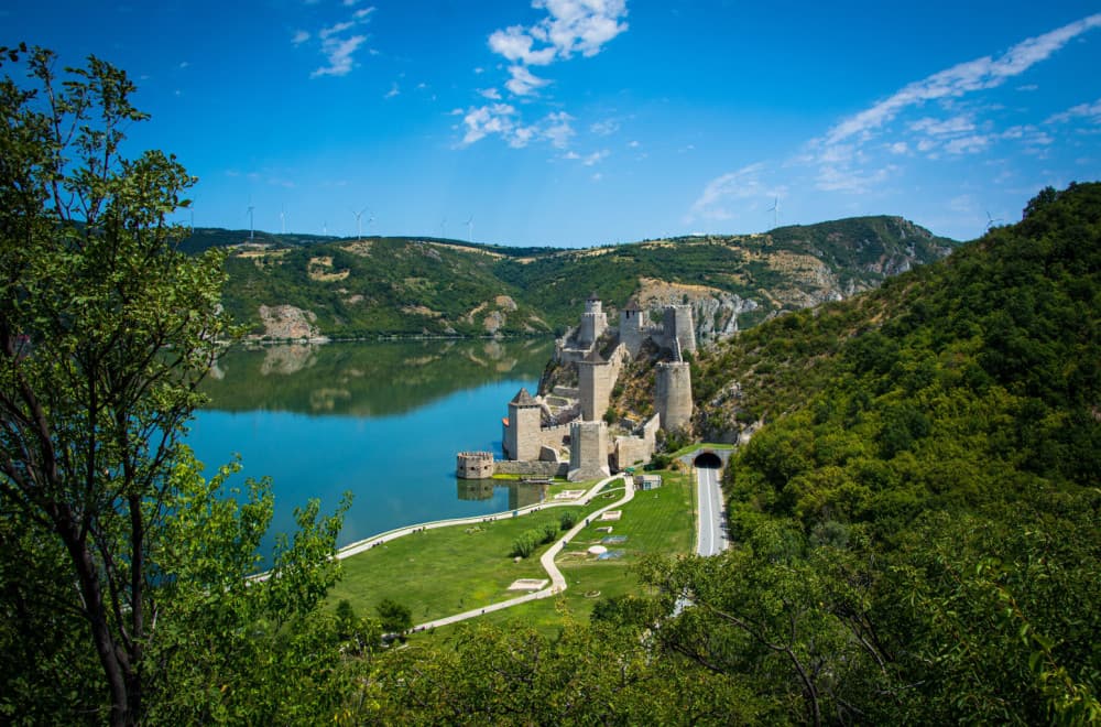 Srbija među najpoželjnijim evropskim destinacijama: Glasajte za našu zemlju u izboru Wanderlust Reader Travel