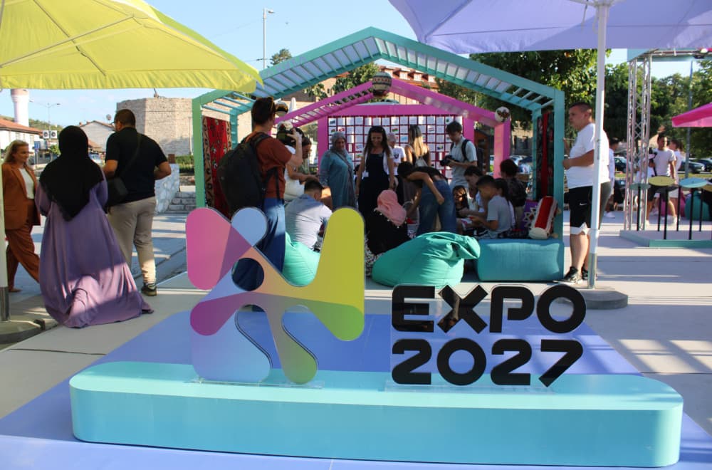 EXPO karavan obradovao građane Novog Pazara; "Domaćin nije samo Beograd, već cela Srbija" FOTO