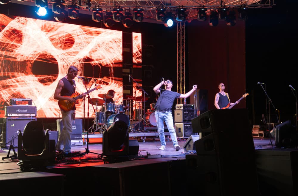 Počela 59. Zaječarska gitarijada: Prvo veče pod Kraljevicom pred oko 5.000 ljudi FOTO
