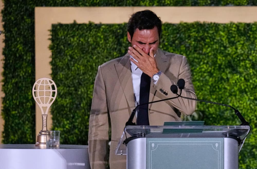 Federer plakao u Kući slavnih; Đoković: "Niko ne zaslužuje ovo više od tebe" FOTO/VIDEO