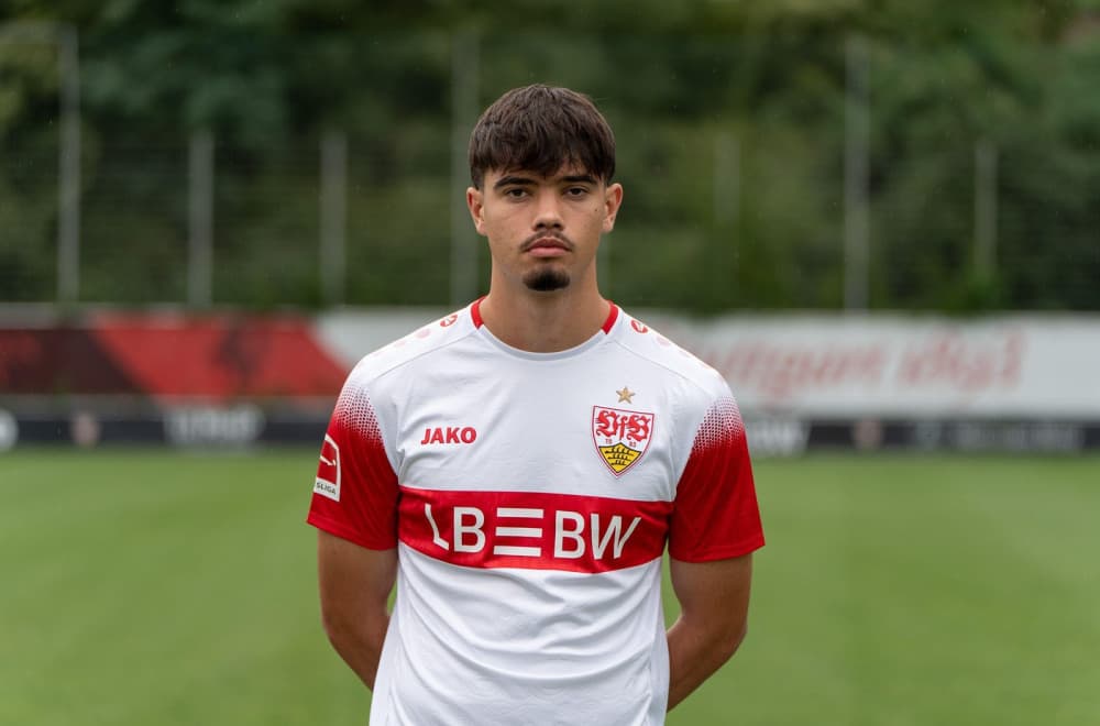 Barselona dovela 18-godišnjeg vezistu iz Tutina