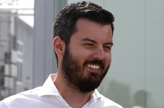 Weekend pokreće podcast: Prvi za mikrofonom Mate Rimac