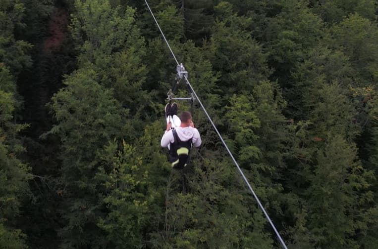 Ovo mesto na Zlatiboru postalo je hit među turistima: Ima adrenalinsku atrakciju od koje zastaje dah VIDEO