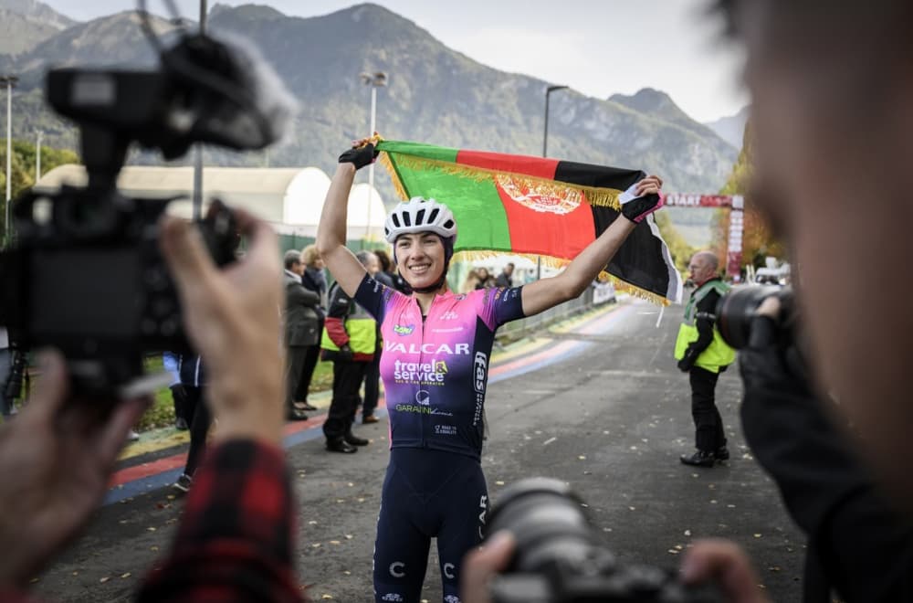 Krila se od Talibana, "bila muško", danas osvaja medalje – neverovatna priča Avganistanke