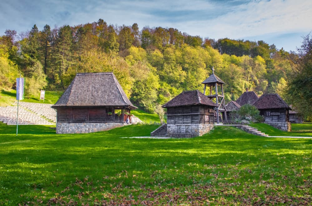 Selo bogate istorije, u čijoj blizini se nalazi i lekovita banja: Ovaj deo Srbije je idealan za jesenji odmor