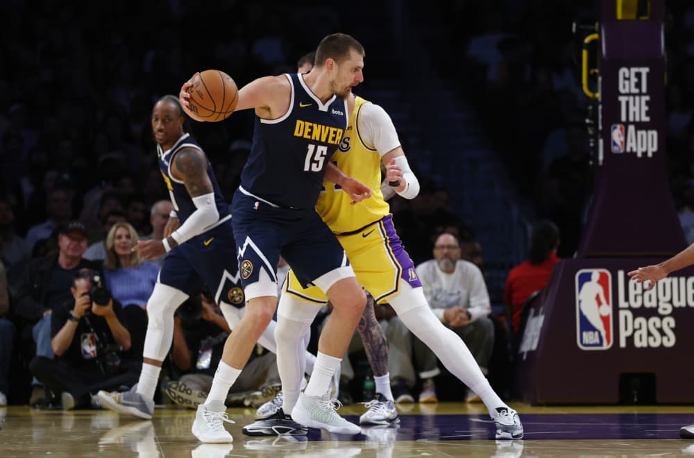 Jokić vodio Denver u generalnoj probi protiv Lejkersa VIDEO