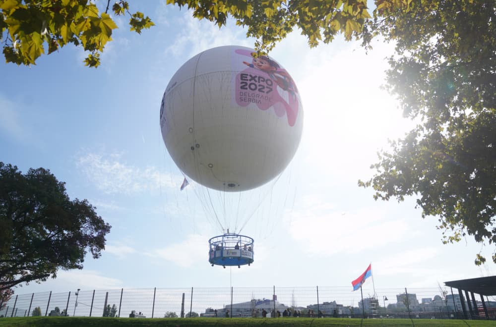 Neverovatne slike iz vazduha: Obavljen probni let panoramskog balona EXPO 2027 na Adi Ciganliji FOTO