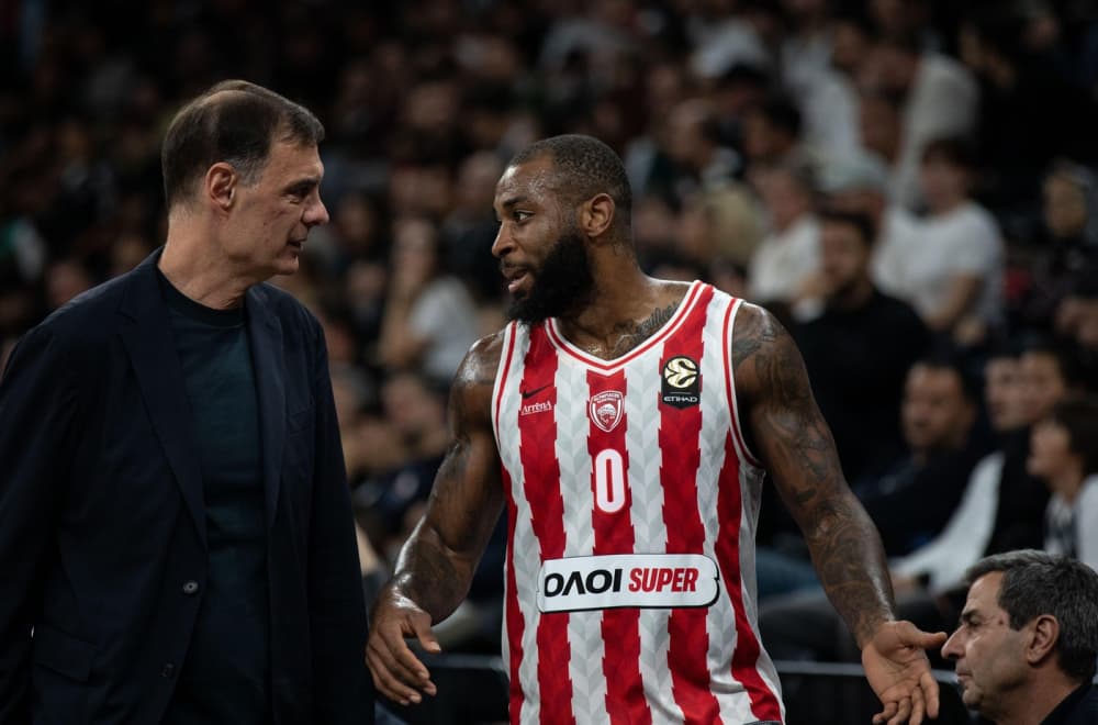 Olimpijakos preživeo Armani – Asvel deklasirao Baskoniju