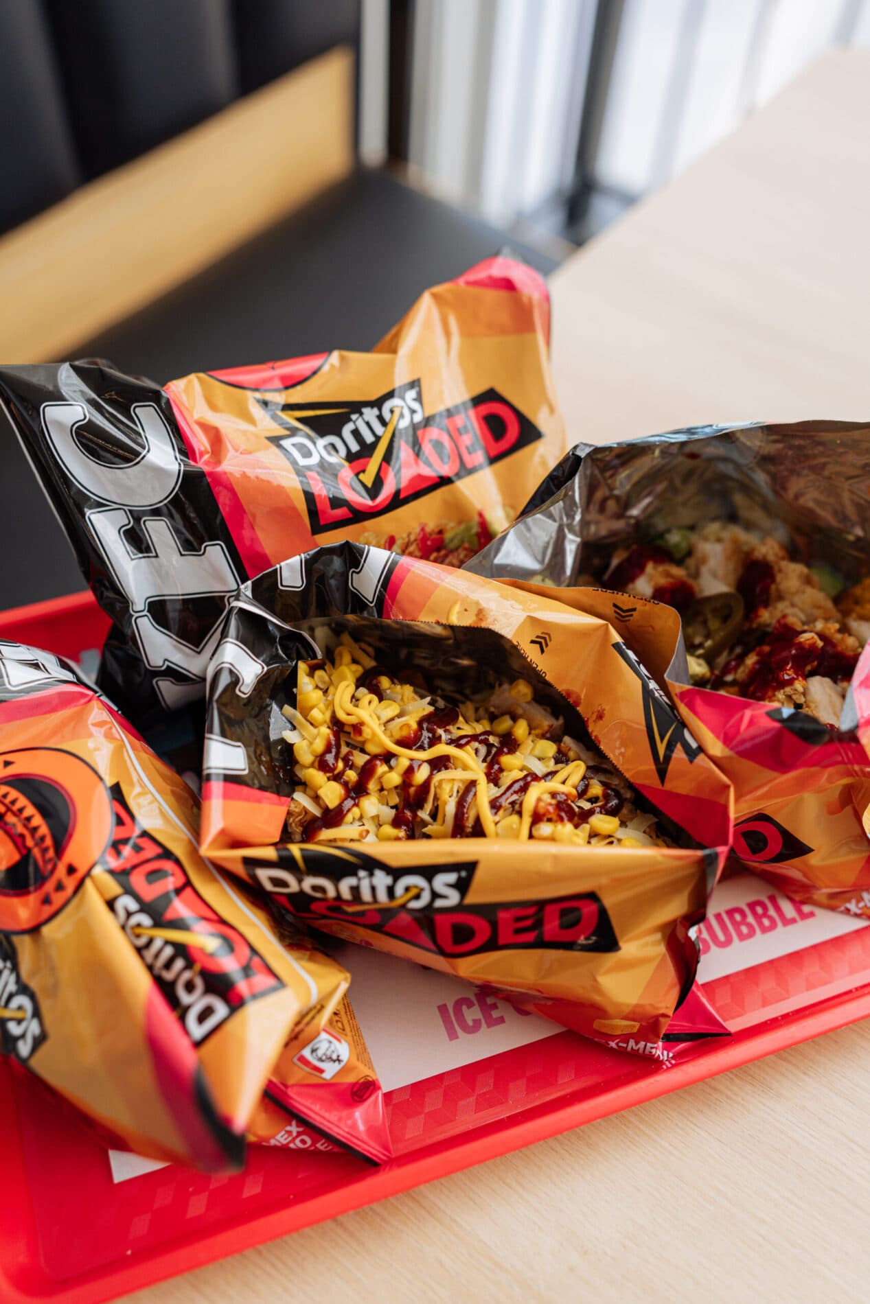 PepsiCo i KFC predstavili KFC x Doritos Loaded u Srbiji
