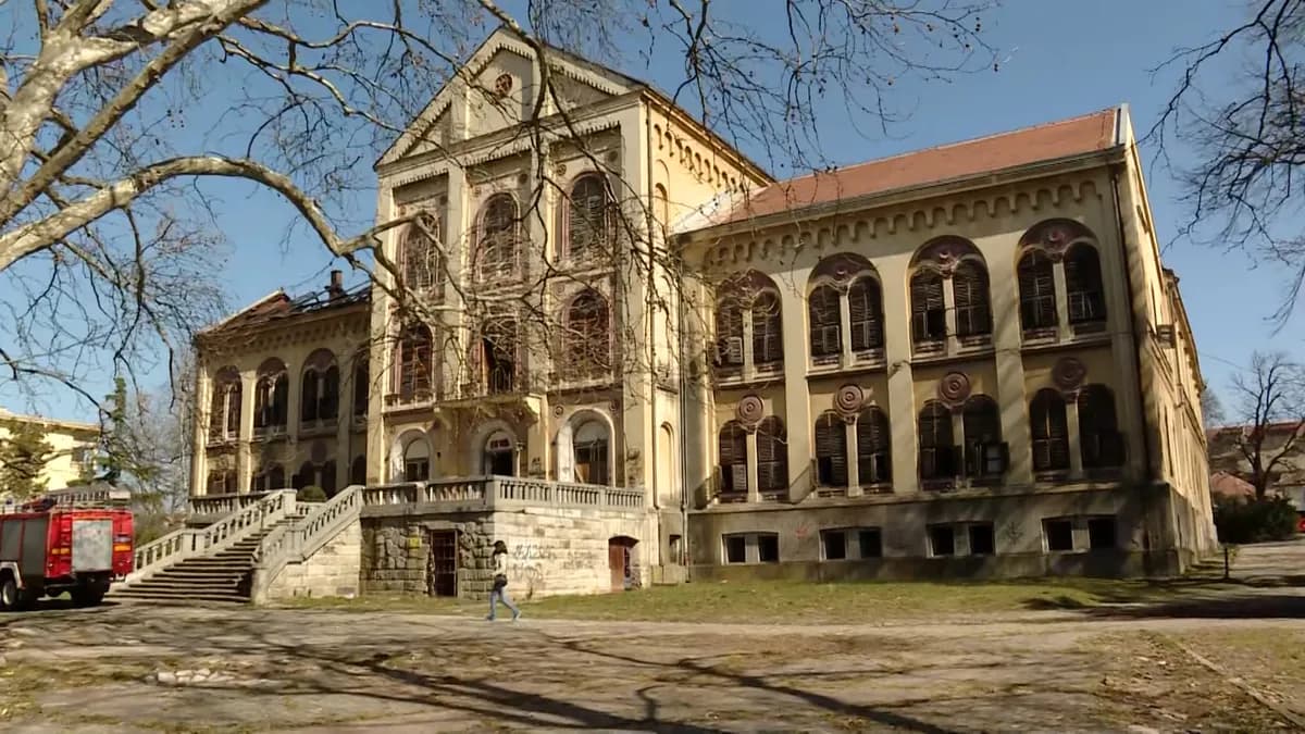Tender za prvu fazu radova na rekonstrukciji Starog zdanja u Aranđelovcu