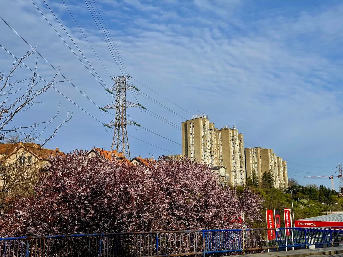 Danas promenljivo oblačno i prijatno toplo, popodne ponegde moguća kiša, do 24 stepena