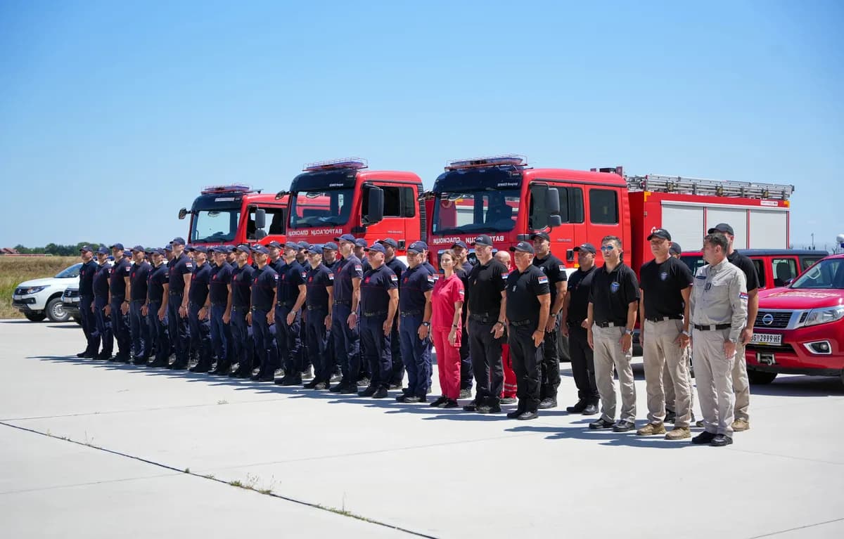 Serbian airborne firefighters return home from Spain