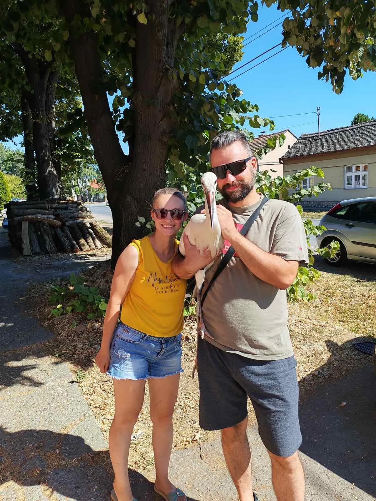 Par iz Sremske Mitrovice nakratko udomio rodu: Smeštaj u garaži, papaline za ručak
