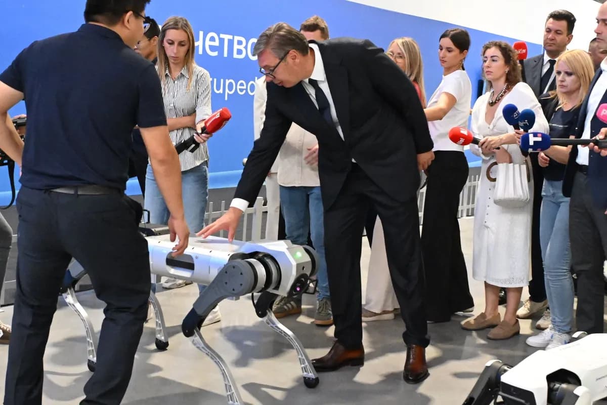 Potpisan okvirni sporazum o izgradnji fabrike baterija za dronove i robote u Inđiji