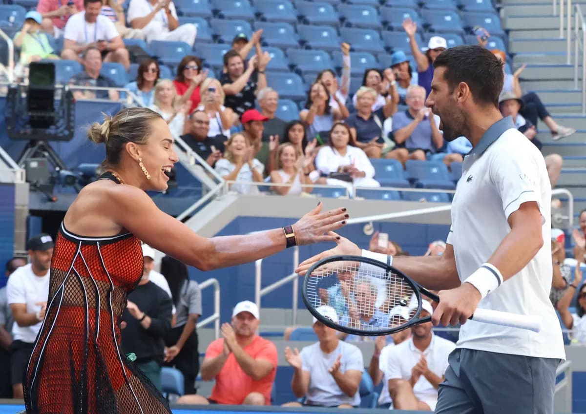 VIDEO Novak i Sabalenka blistali, pa ispustili pobedu: Pogledajte detalje sa spektakla u Njujorku