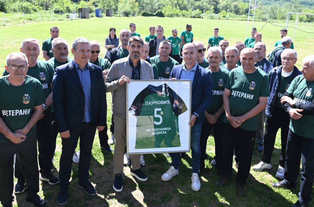 Od pustog Šilova do večnosti – Medveđa odala počast Blagoju Paunoviću