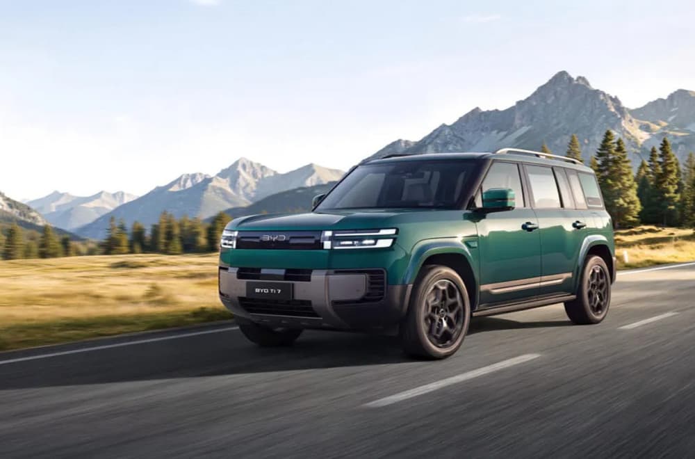 BYD izaziva Land Rover: Kineski SUV je skoro 20.000 evra jeftiniji od Defendera FOTO